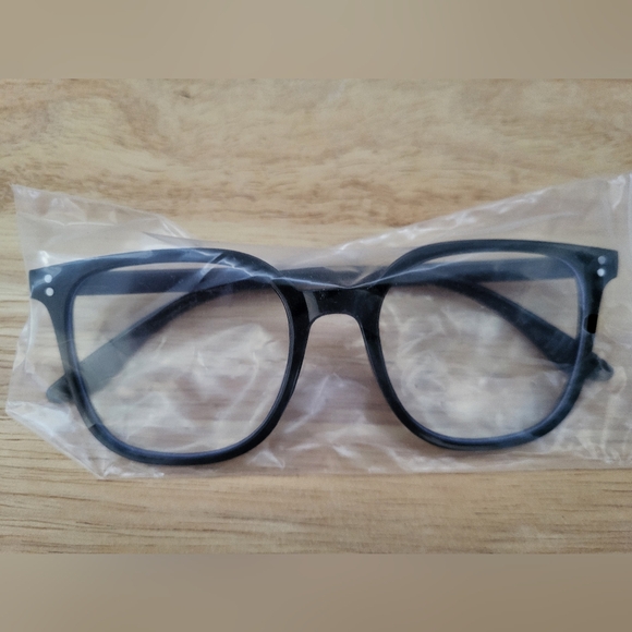 Blue light blocking glasses - Picture 4 of 4